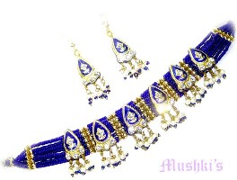 Lac Necklace Ear ring Set - click here for large view